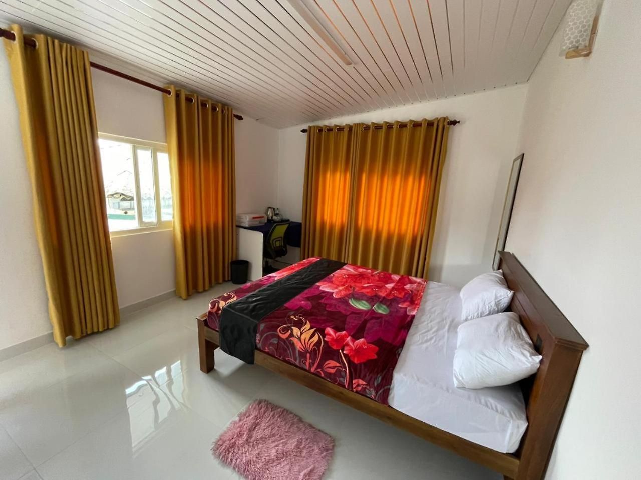 Villa Elegant Mist