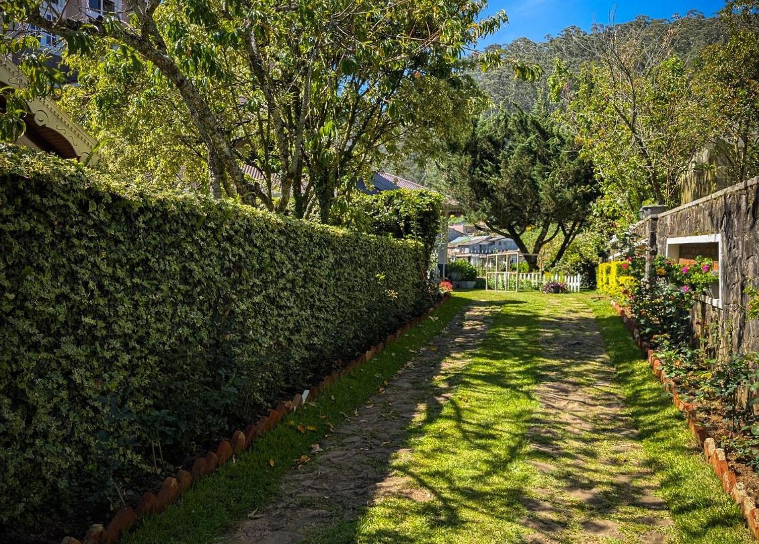 Royal Wattles Boutique Homestay *