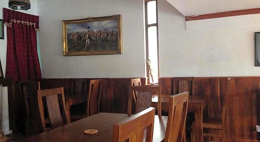 Richmond Inn 2*