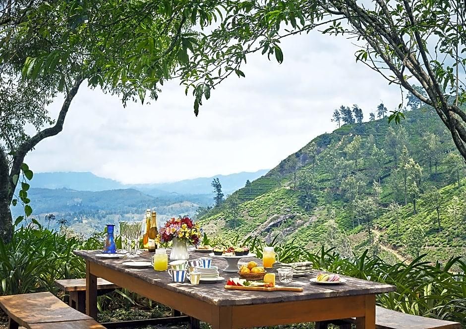 Hotel Jetwing Warwick Gardens, A Luxury Reserve