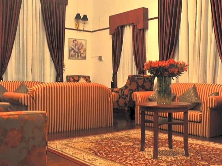Hotel Royal Cocoon - Nuwara Eliya