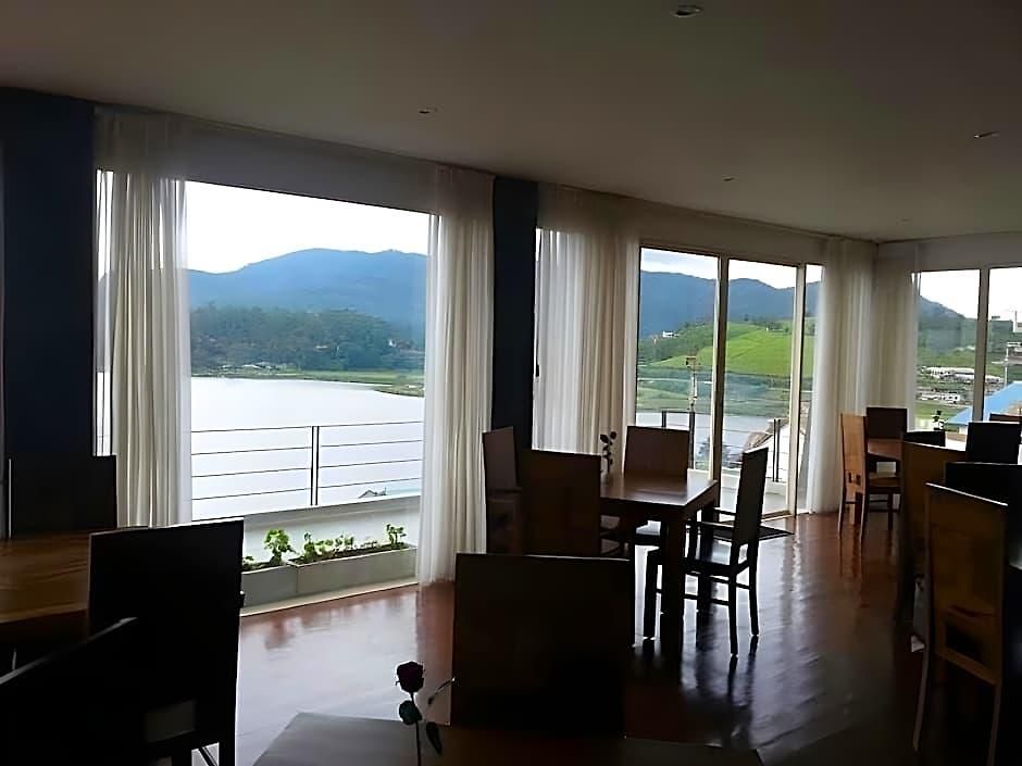 Serenus Boutique Villa *