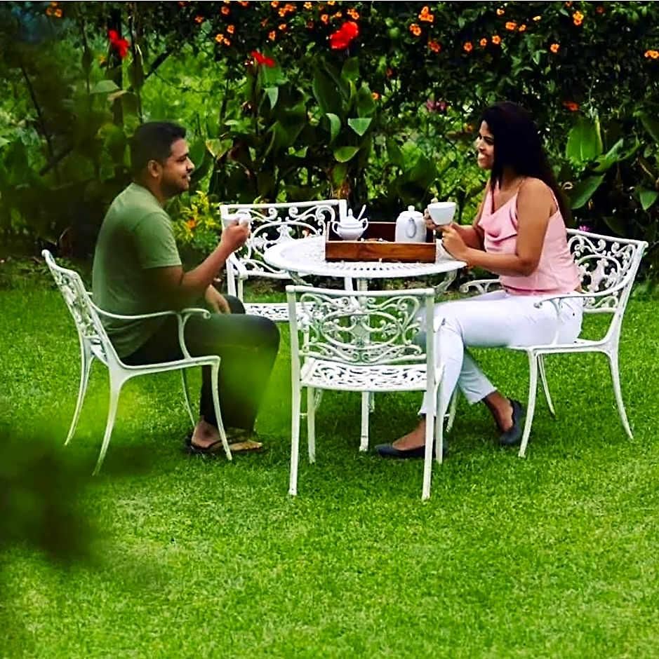 The Tea Garden - Complimentary Breakfast, Near Gregory *