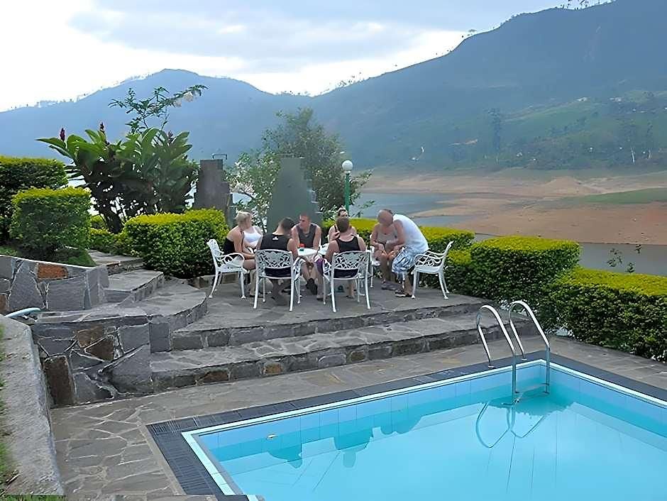 Hotel Hatton Summer House 4*