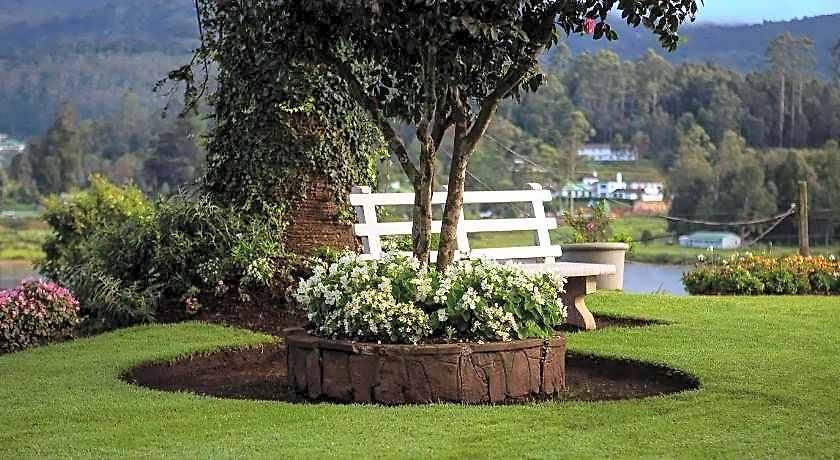 Hill Rise Luxury & Stables By Edwards Collection -