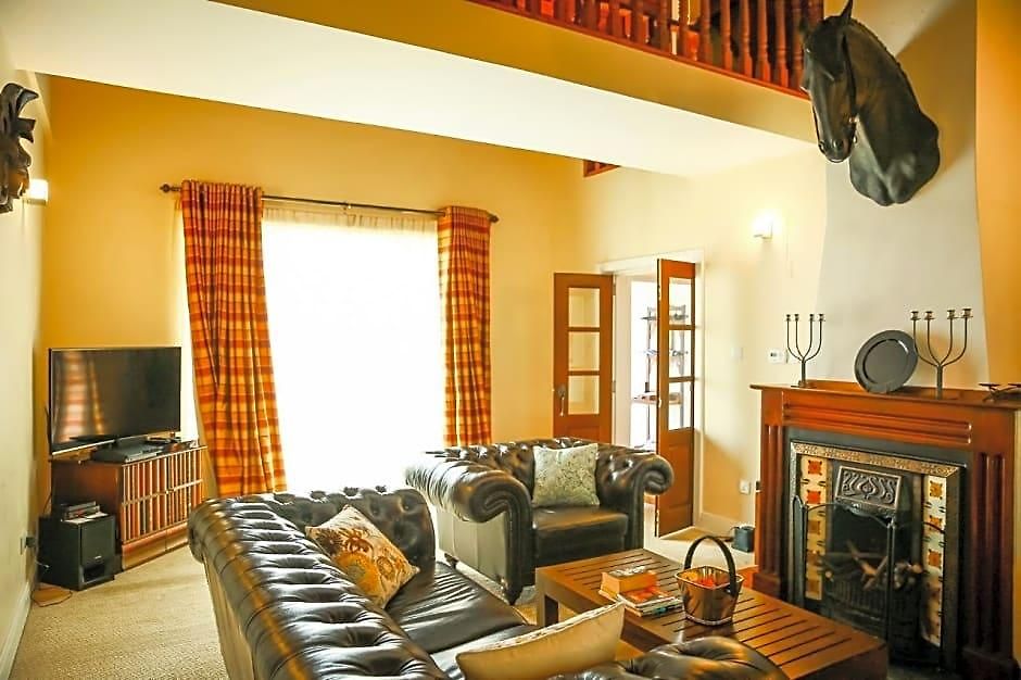 Hotel Little England By Celeste 4*