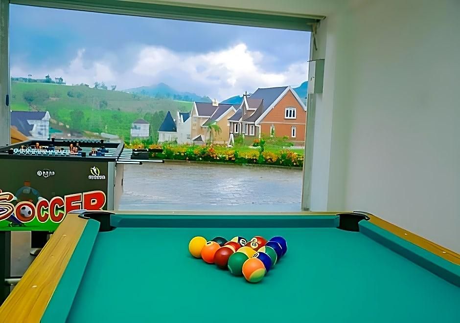 Little England By Celeste Hotel