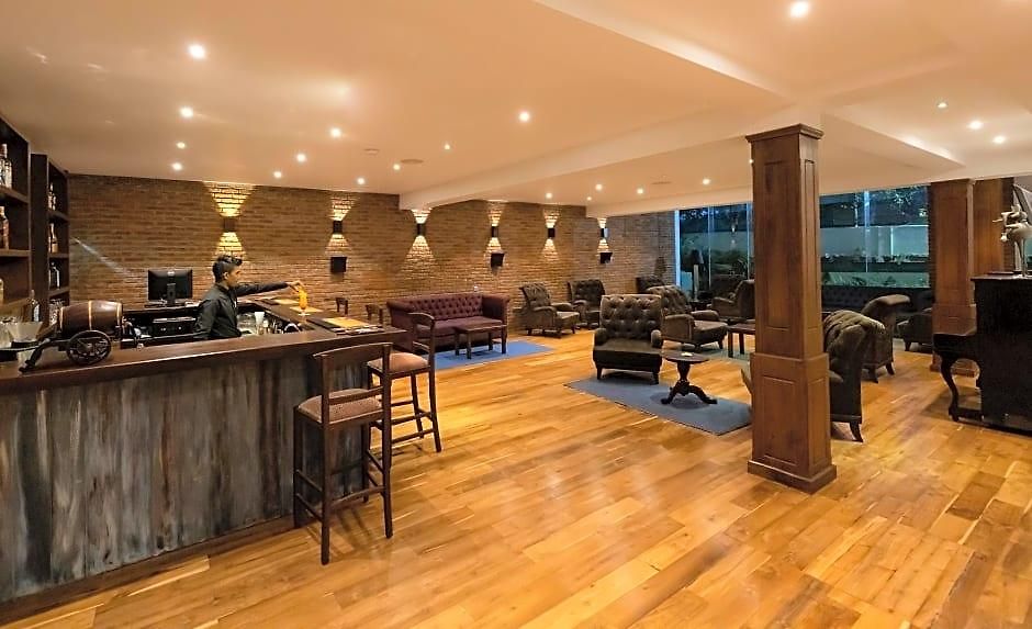Hotel Galway Forest