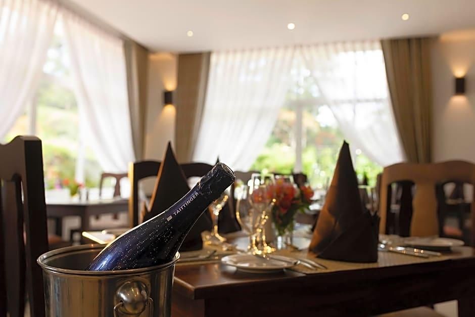 Hotel Galway Forest