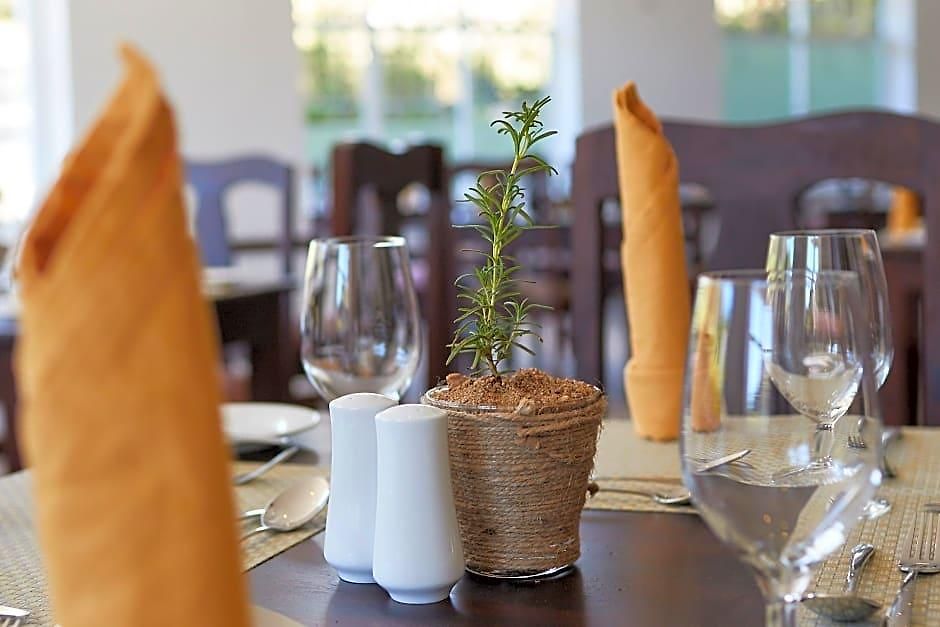 Galway Forest Hotel 2*