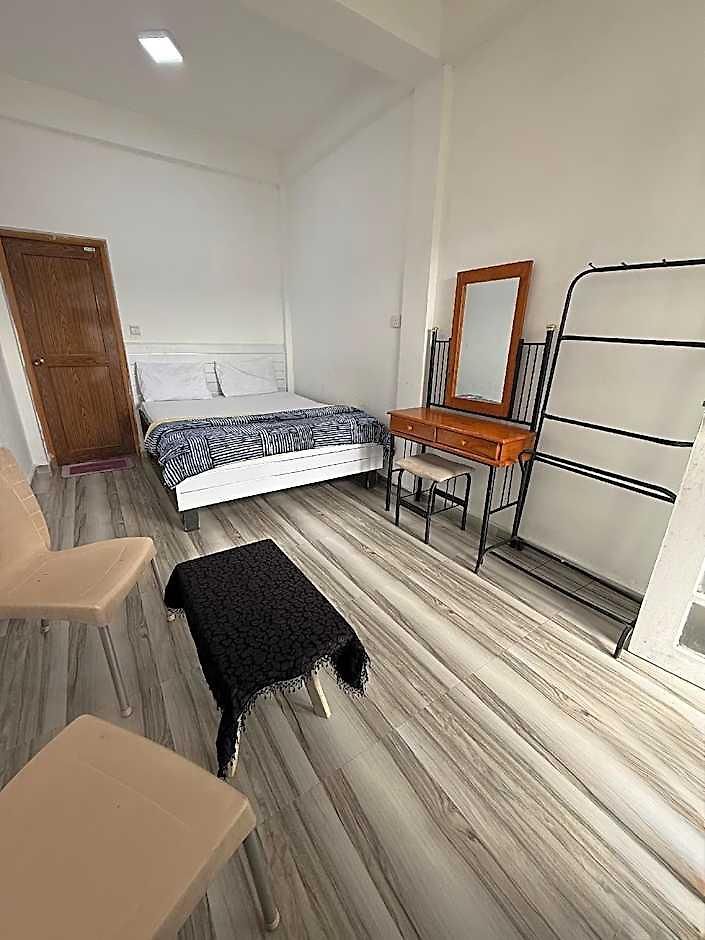 Shiny Cot Hotel 5*