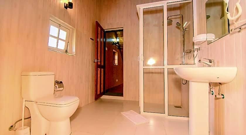 Hotel Sarah 3*