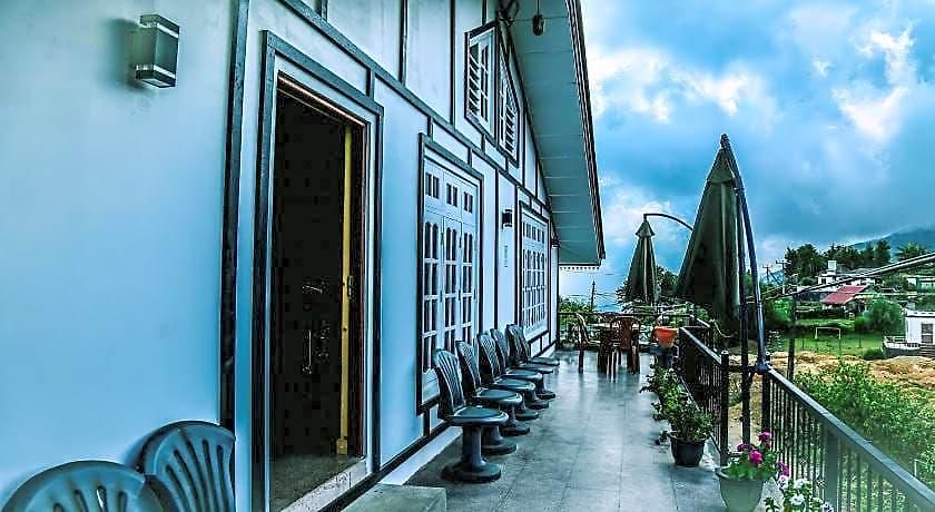 Himawari Hills And Guest house 2*