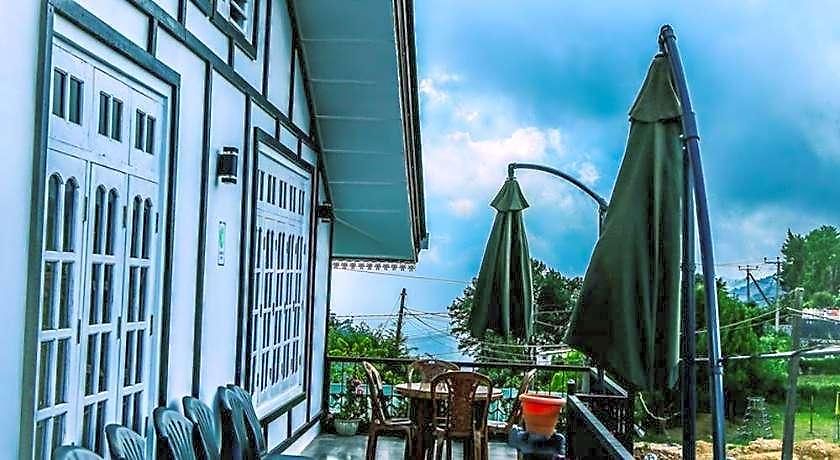 Himawari Hills And Guest house 2*