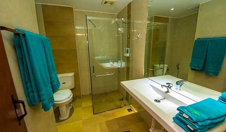 Ramboda Falls Hotel 4*