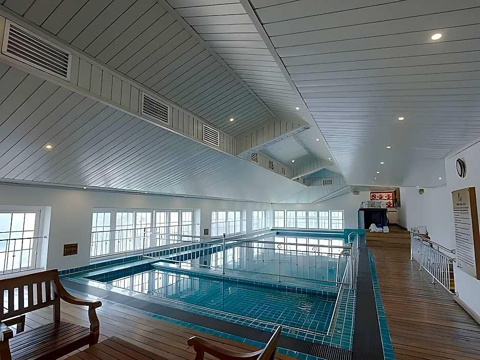 Hotel Araliya 5*