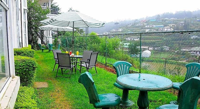 Drizzle Ridge Hotel
