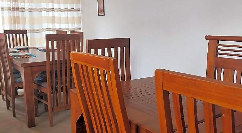 Drizzle Ridge Hotel
