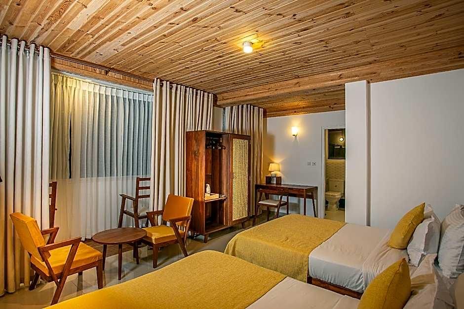 Country Club Hotel 3*