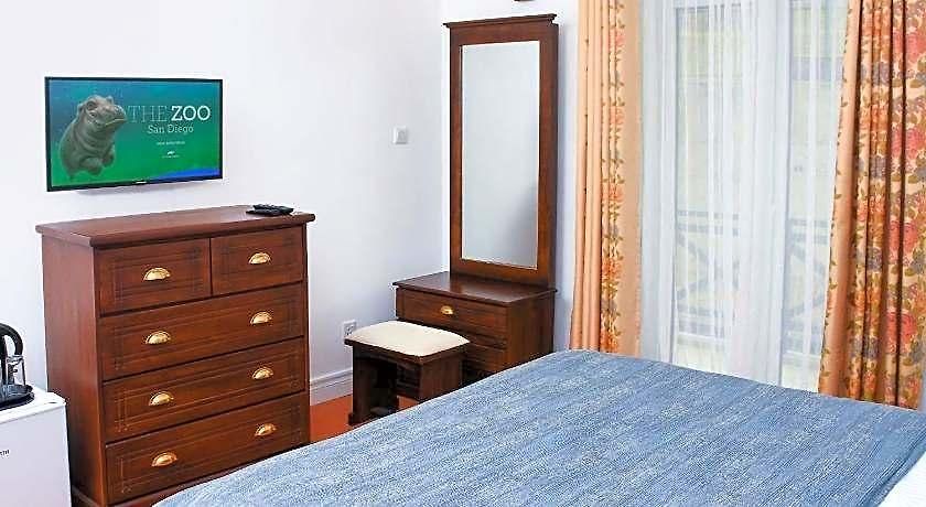 Hotel Little England By Joes