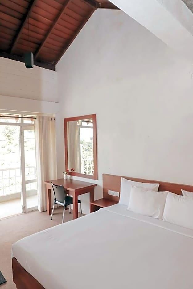 Shannon Rise Hotel 4*