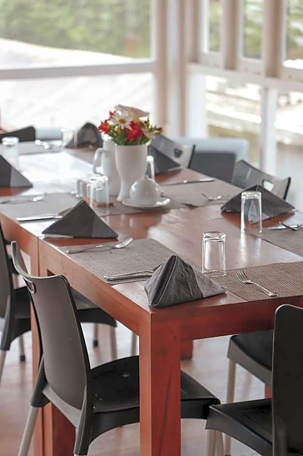 Shannon Rise Hotel 4*