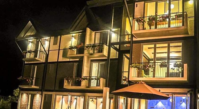 Hotel Bulwark 4*
