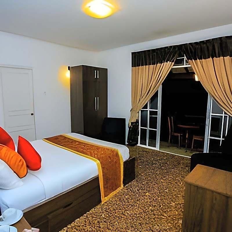 Bluefield Hotel- Nuwara Eliya