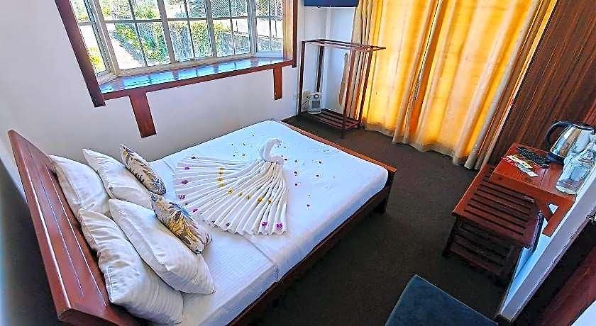 Aaradhya Hotel Nuwara Eliya