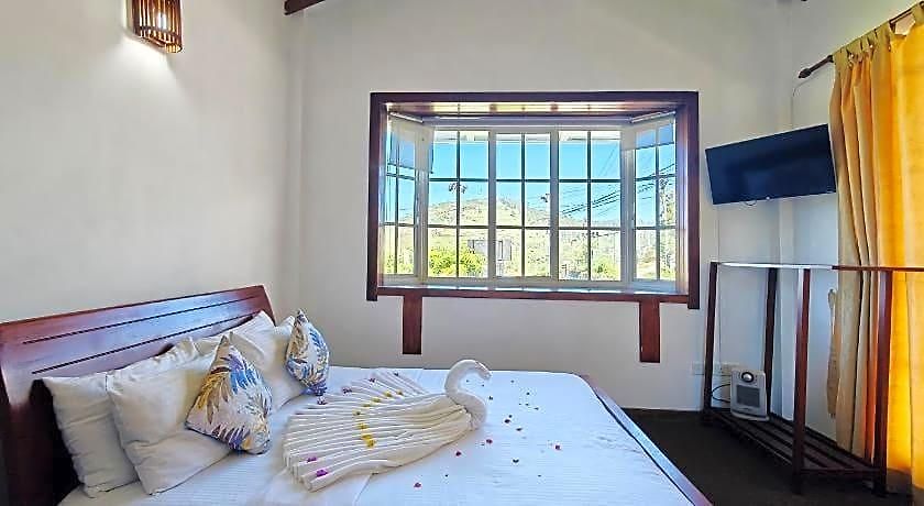 Hotel Aaradhya 4*