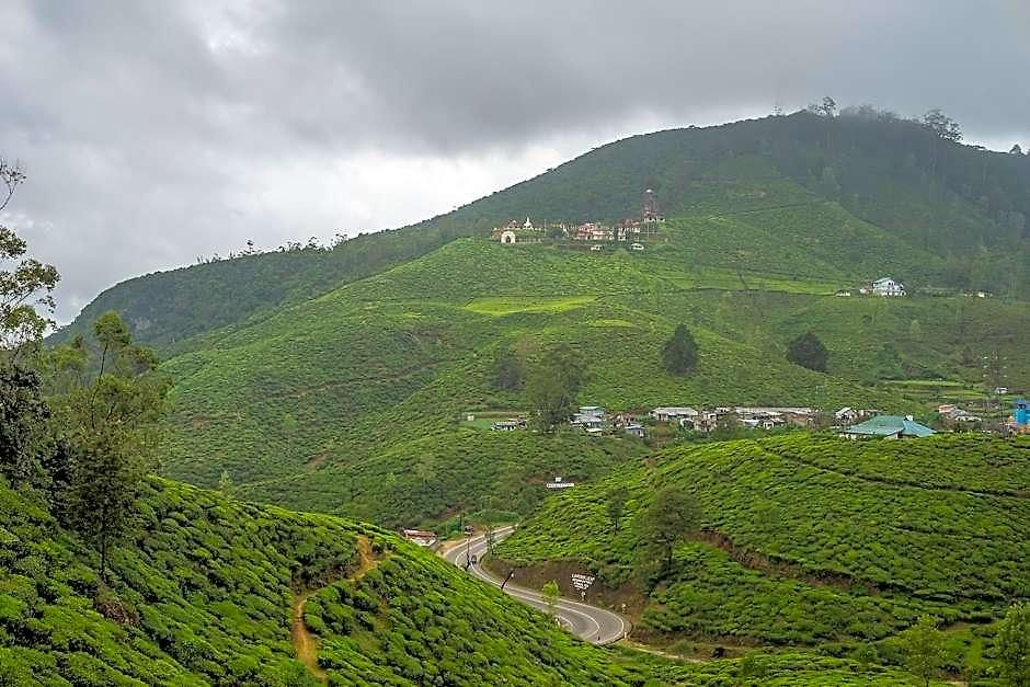 Aaradhya Hotel Nuwara Eliya