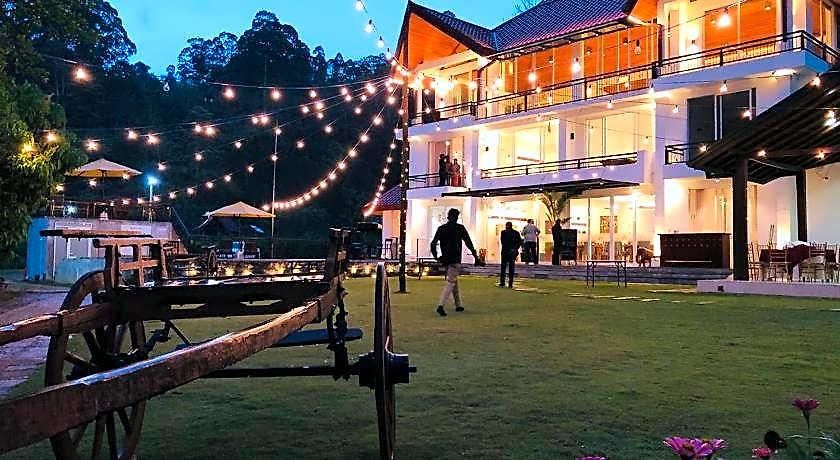 Hotel Serenemo Eco 4*