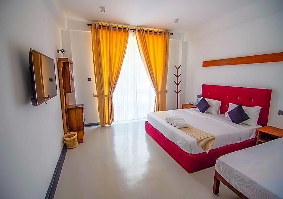Hotel Serenemo Eco 4*