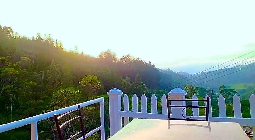 Lassana Hotel 3*