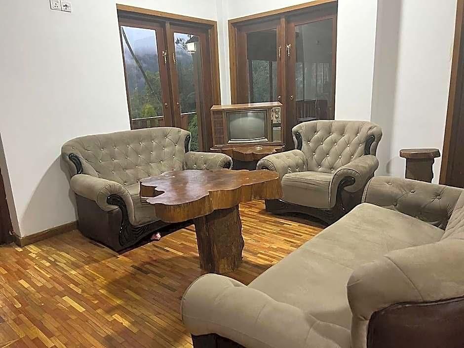 Thalagala Oya & Restaurant Hotel
