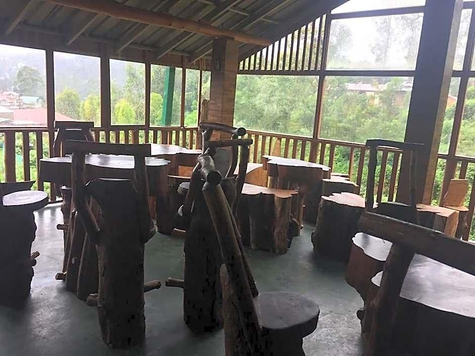 Hotel Thalagala Oya & Restaurant Nuwara Eliya