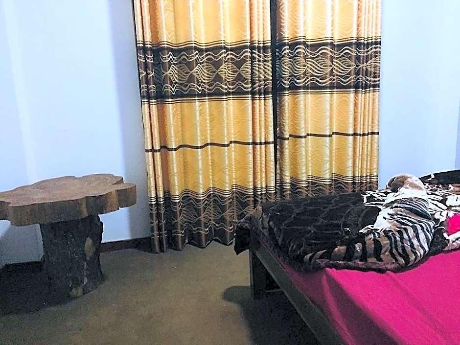 Thalagala Oya & Restaurant Hotel *