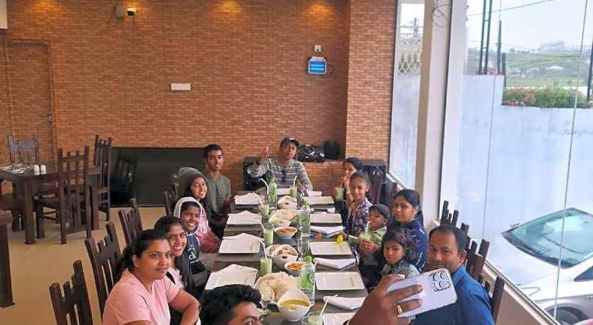 Rich Hotel Nuwara Eliya