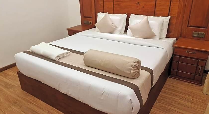 Rich Hotel 4*