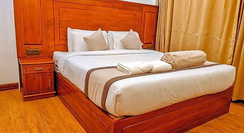 Rich Hotel 4*