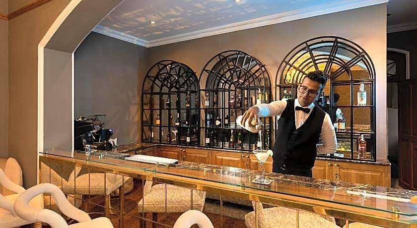 The Bellwood Manor Hotel 5*