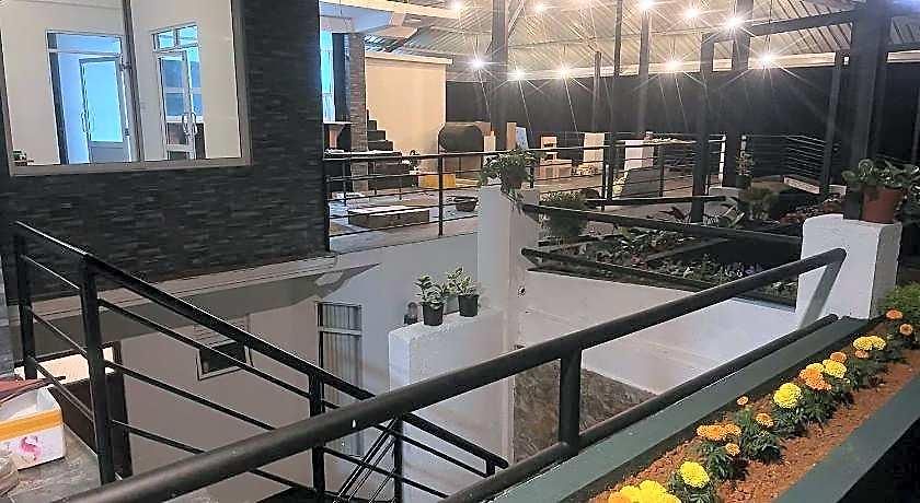 Singing Hills Hotel 5*