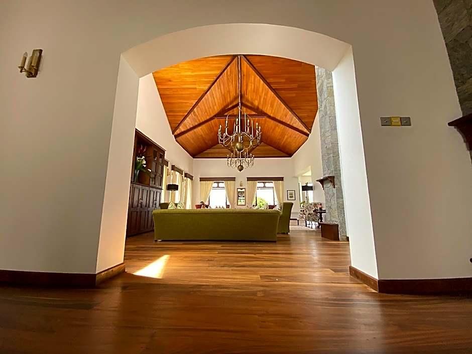 W15 Gregory Nuwara Eliya
