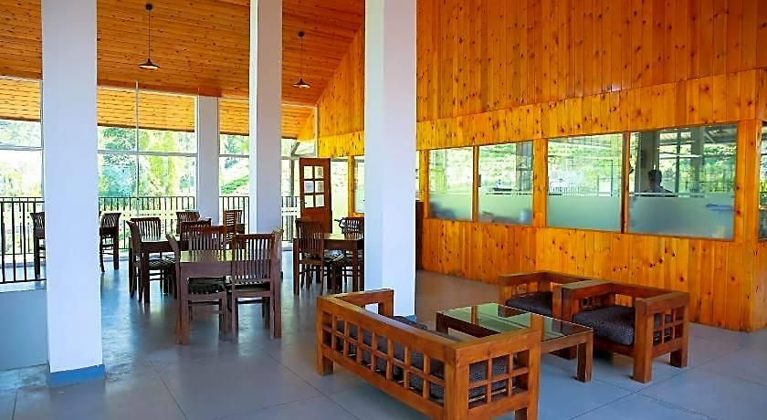 Glenloch Tea Factory 4*