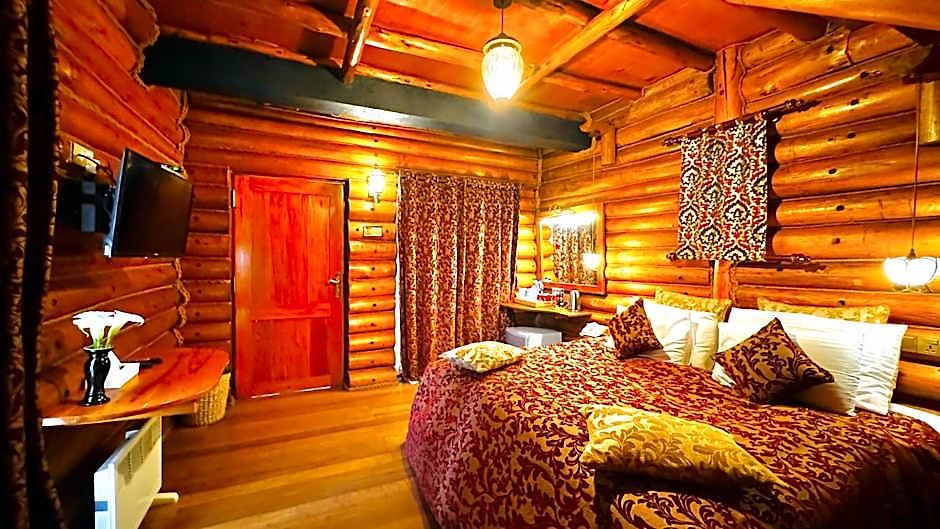 Queenswood 5*