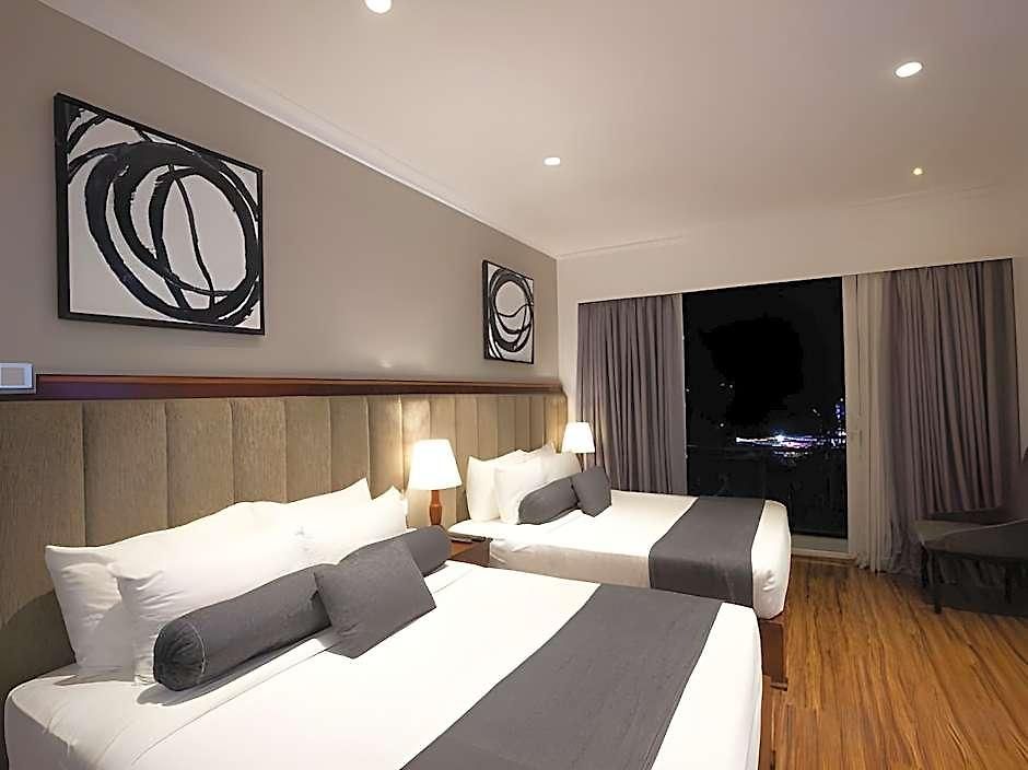 Grand Turf 5* Nuwara Eliya