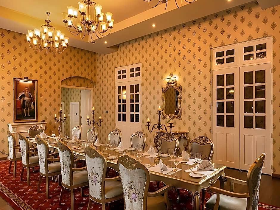 The Westbury Palace Hotel
