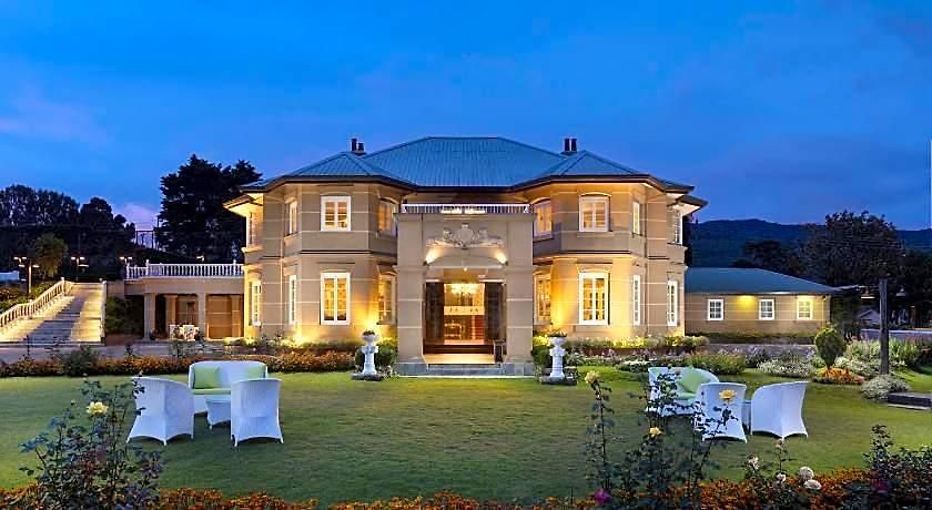The Westbury Palace 5* Nuwara Eliya