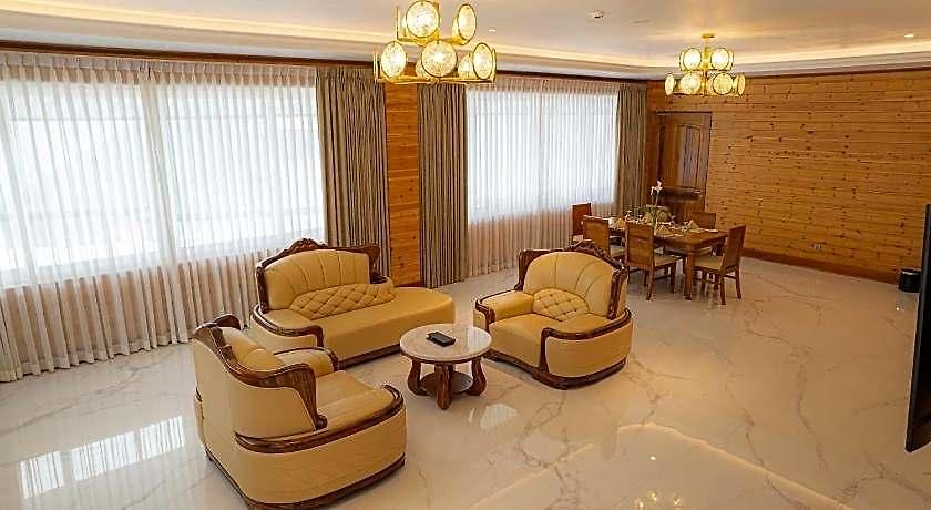 Hotel Araliya Red -