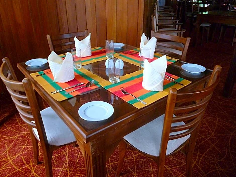 Daffodils Hotel